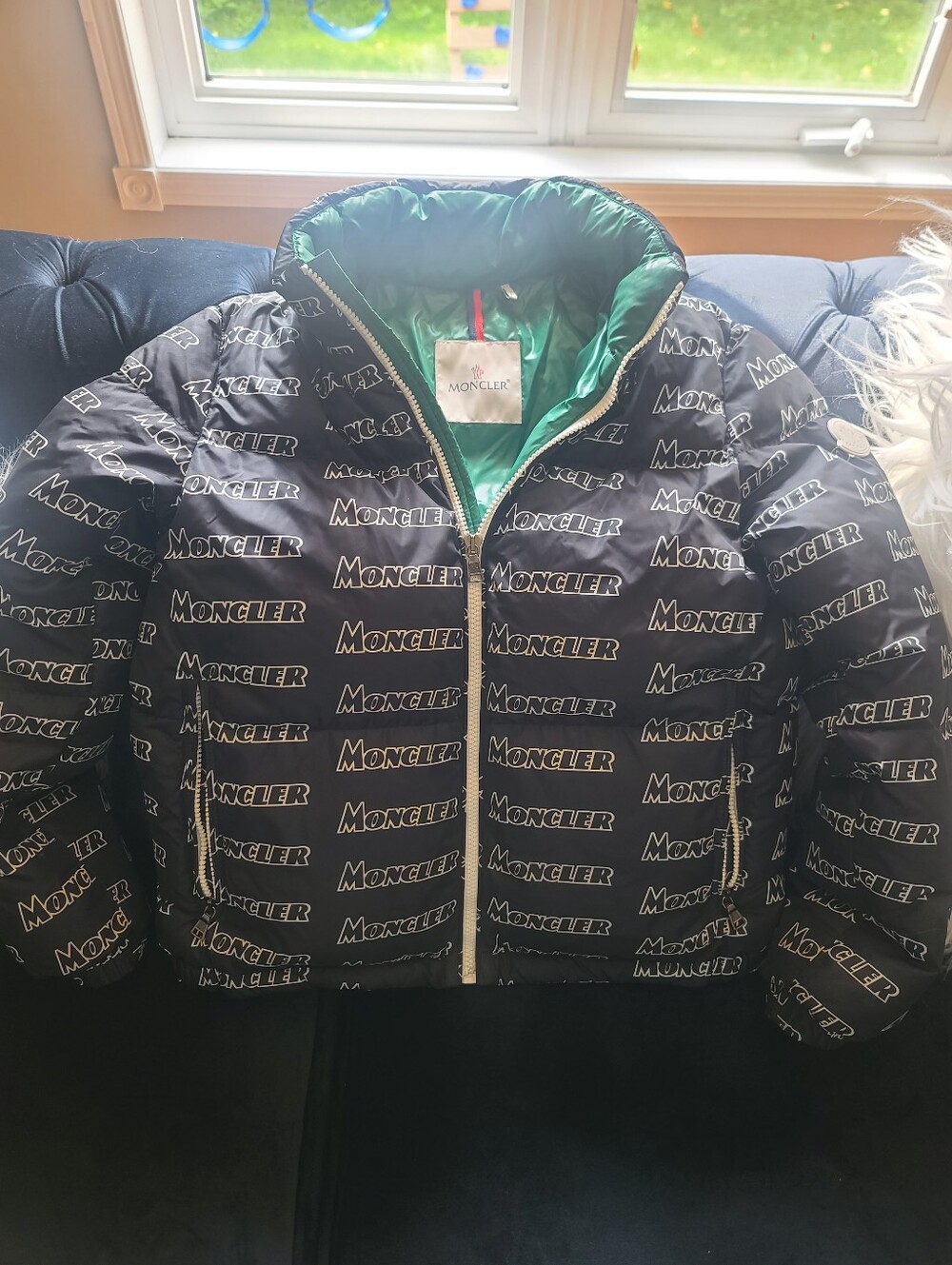 Moncler Jacket Size 10-12 Years Unisex